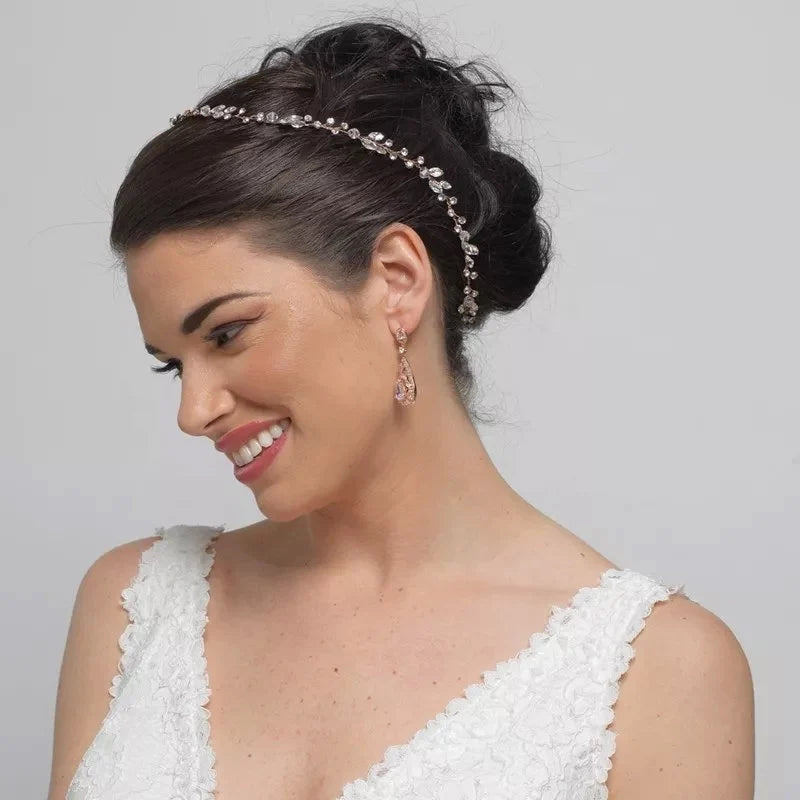 goldener Braut Haarschmuck, Zirkonia Braut Haarband 40 cm lang, funkelndes Braut Haarband, minimalistisches Design, Geschenk Tipp Hochzeit
