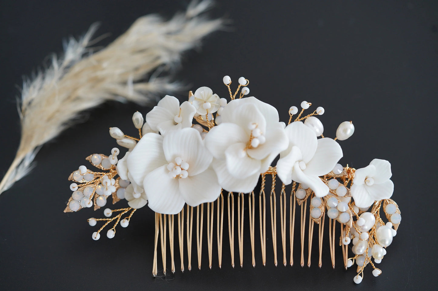 Braut Haarkamm , silber, weise Blüten Haarkamm, goldener Boho Haarkamm. Geschenk Tipp Hochzeit, Haarschmuck Set