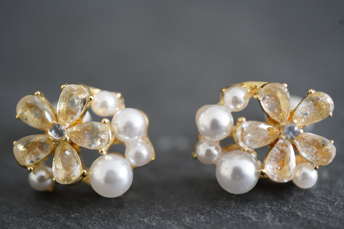 goldene Braut Ohrringe, Perlen Blüten Ohrringe Braut, Blüten Ohrringe, Hochzeit, vintage Style ronde Ohrringe, Braut, Geschenk Tipp